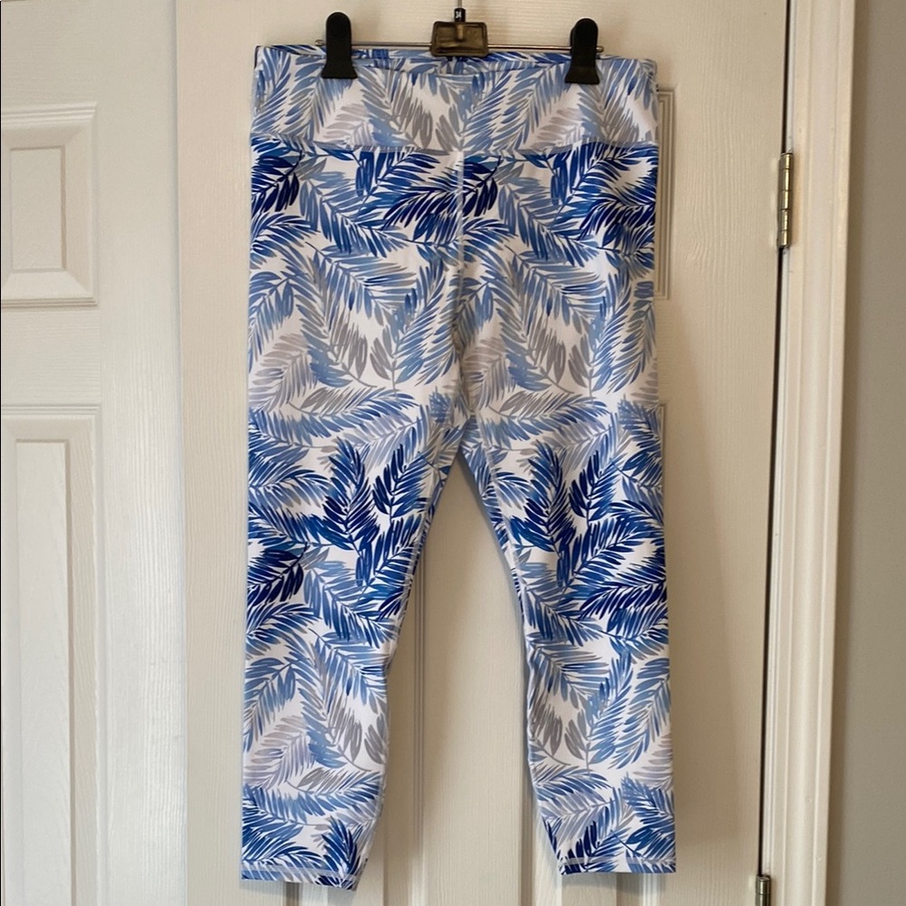 Blue and Gray Leaf Print Leggings